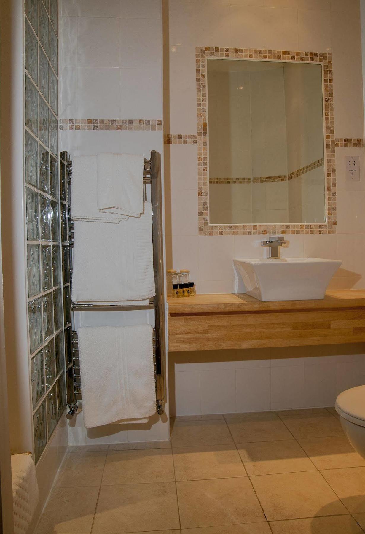 Clarence Court Hotel Cheltenham Luaran gambar